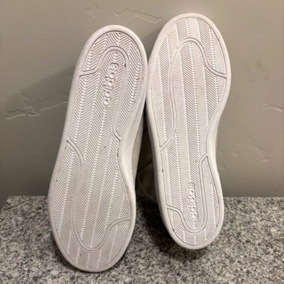 Adidas Mens 10.5 Cloudfoam. $69.99 New, almost new for $29.00 & FREE SHIPPING! - Picture 5 of 8